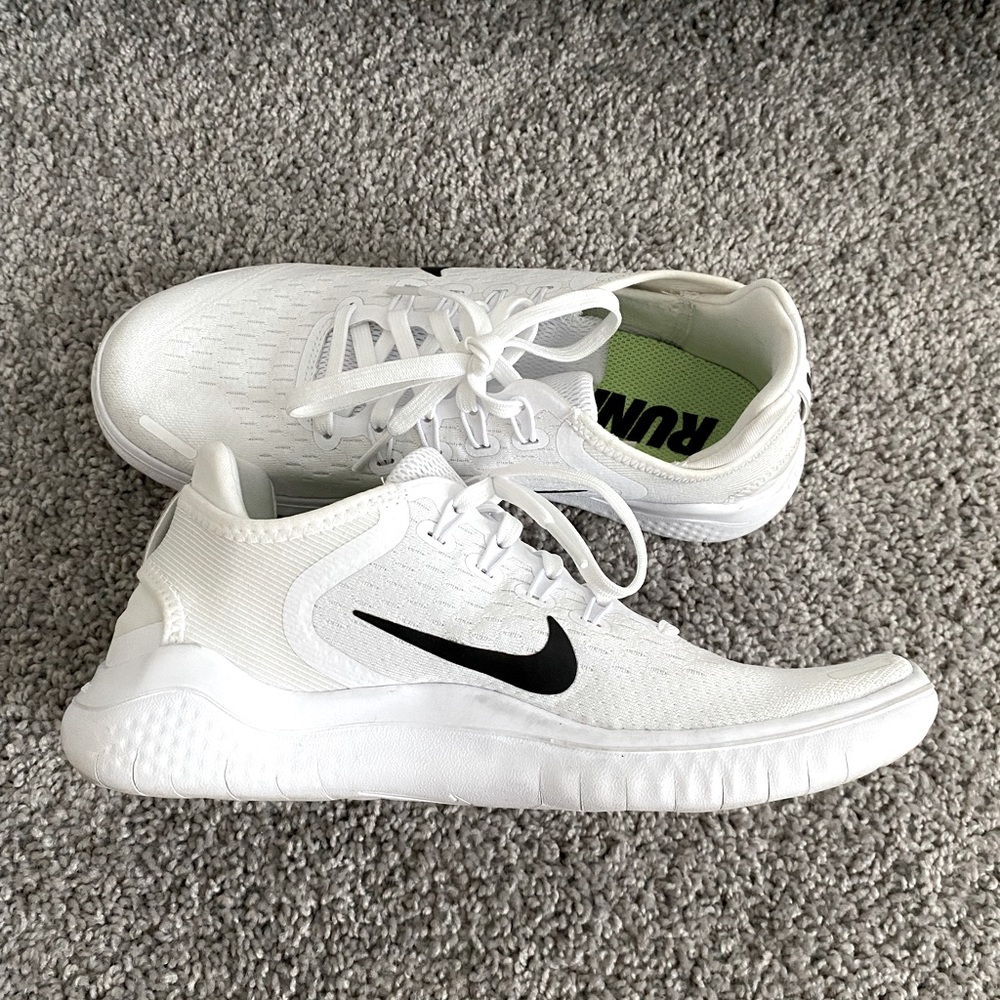 White Nike Free Runs